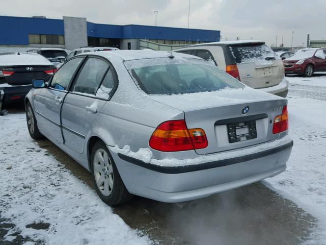 WBAET374X4NJ82447 - 2004 BMW 325 I SILVER photo 3