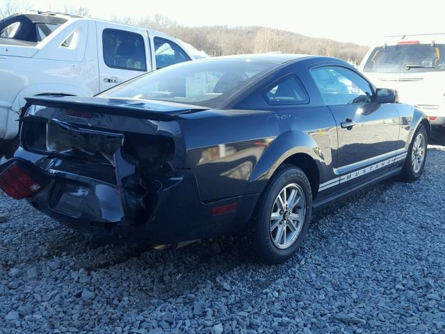 1ZVFT80N175334298 - 2007 FORD MUSTANG BLACK photo 4