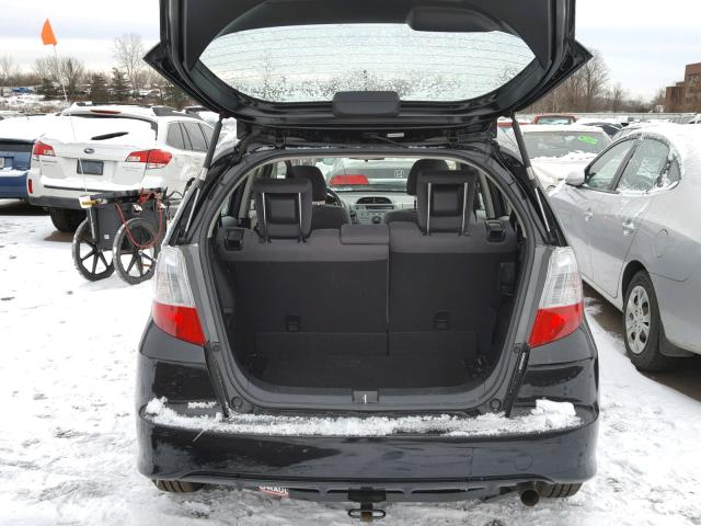 JHMGE8H32DC024266 - 2013 HONDA FIT შავი ფოტო 9