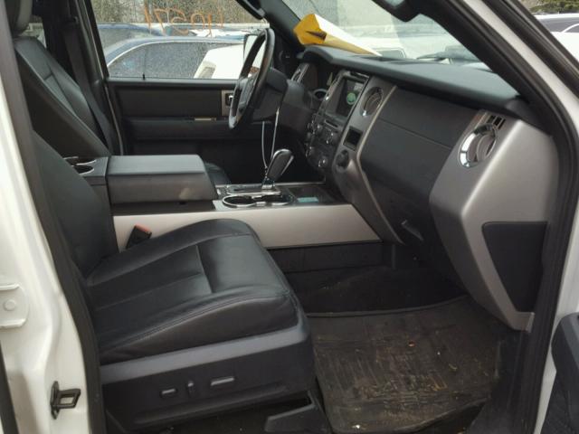 1FMJU2AT1GEF12856 - 2016 FORD EXPEDITION WHITE photo 5