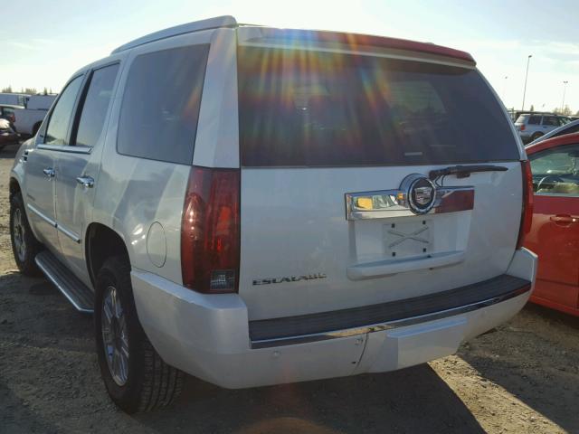 1GYFK63847R150640 - 2007 CADILLAC ESCALADE L WHITE photo 3