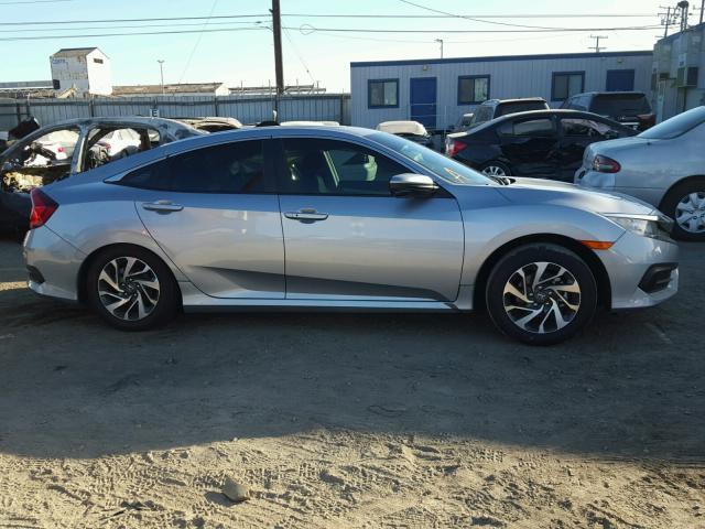 19XFC2F77GE052955 - 2016 HONDA CIVIC EX ვერცხლისფერი ფოტო 9