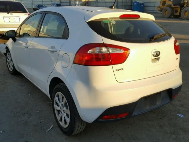 KNADM5A3XD6205742 - 2013 KIA RIO LX WHITE photo 3