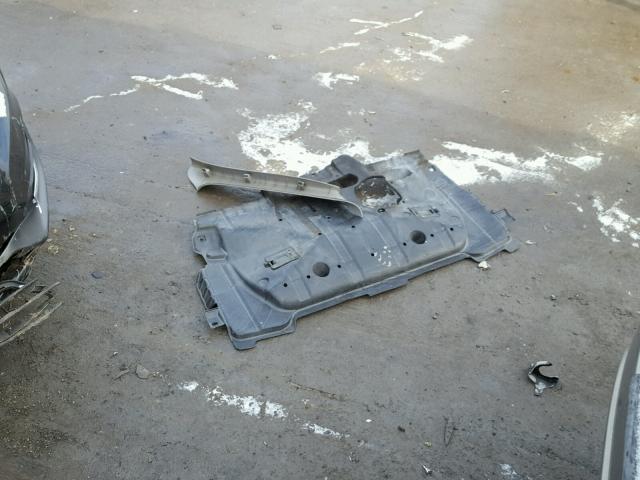 JF1SG65693H737715 - 2003 SUBARU FORESTER 2 SILVER photo 9