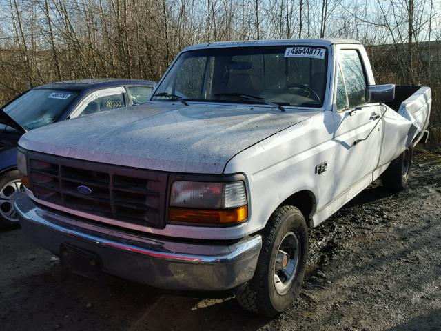 2FTDF15Y2NCA37796 - 1992 FORD F150 WHITE photo 2