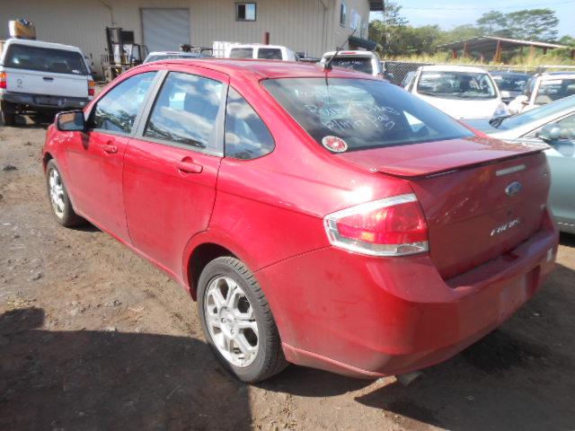1FAHP36NX9W142505 - 2009 FORD FOCUS SES RED photo 3
