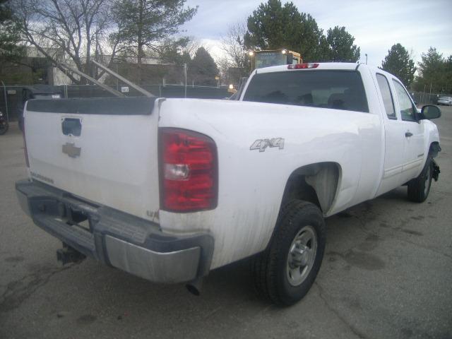 1GCHK59K39E104240 - 2009 CHEVROLET SILVERADO WHITE photo 4