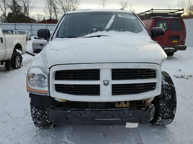 1D4HB58D95F569230 - 2005 DODGE DURANGO LI WHITE photo 9