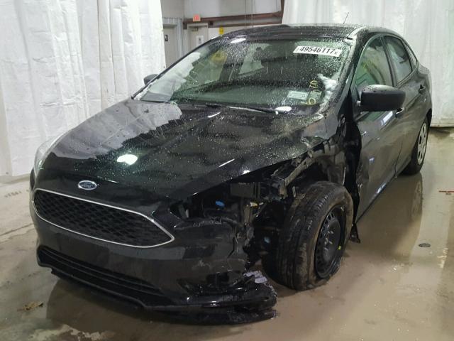 1FADP3E26HL335840 - 2017 FORD FOCUS S BLACK photo 2