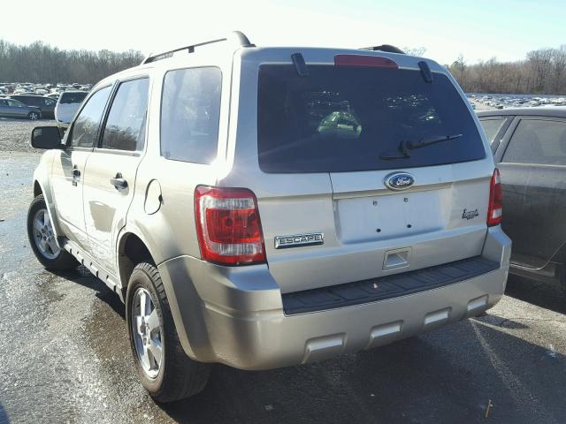 1FMCU0D76AKA68717 - 2010 FORD ESCAPE XLT BEIGE photo 3