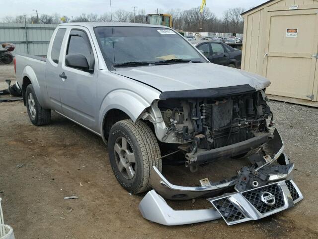 1N6AD06W95C432786 - 2005 NISSAN FRONTIER K SILVER photo 1