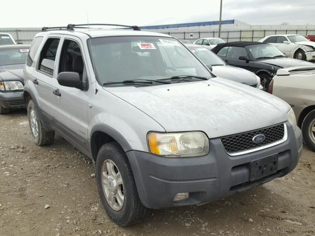 1FMYU03112KD96714 - 2002 FORD ESCAPE XLT SILVER photo 1