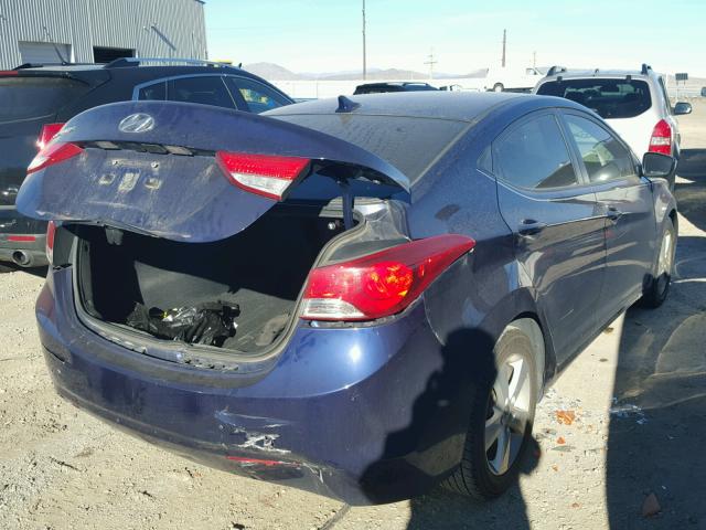 5NPDH4AE5DH310228 - 2013 HYUNDAI ELANTRA GL BLUE photo 4