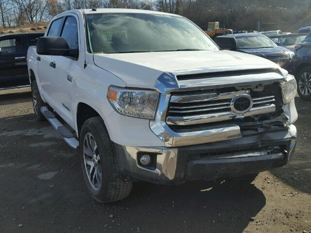 5TFEW5F17HX219803 - 2017 TOYOTA TUNDRA CRE WHITE photo 1