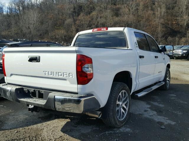 5TFEW5F17HX219803 - 2017 TOYOTA TUNDRA CRE WHITE photo 4