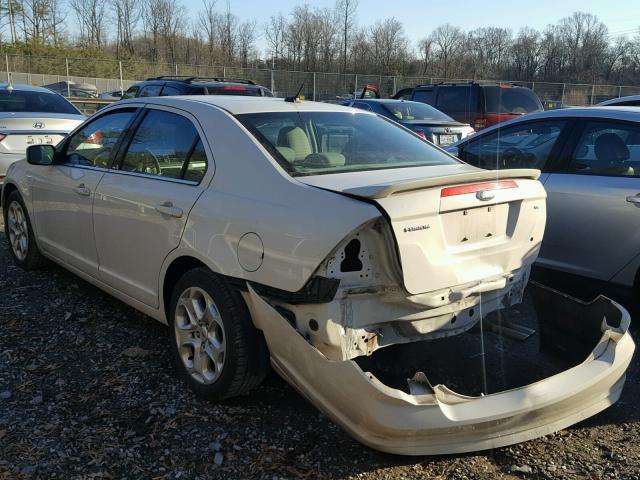 3FAHP0HA4AR326533 - 2010 FORD FUSION SE WHITE photo 3