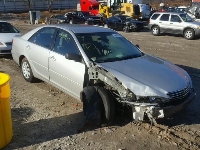 4T1BE32KX5U543975 - 2005 TOYOTA CAMRY LE GRAY photo 1