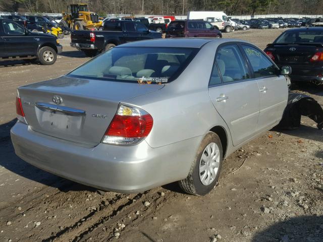 4T1BE32KX5U543975 - 2005 TOYOTA CAMRY LE GRAY photo 4