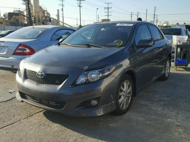 1NXBU4EE5AZ317349 - 2010 TOYOTA COROLLA BA SILVER photo 2