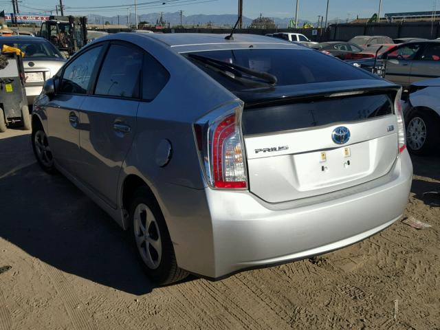 JTDKN3DU0D5595353 - 2013 TOYOTA PRIUS GRAY photo 3