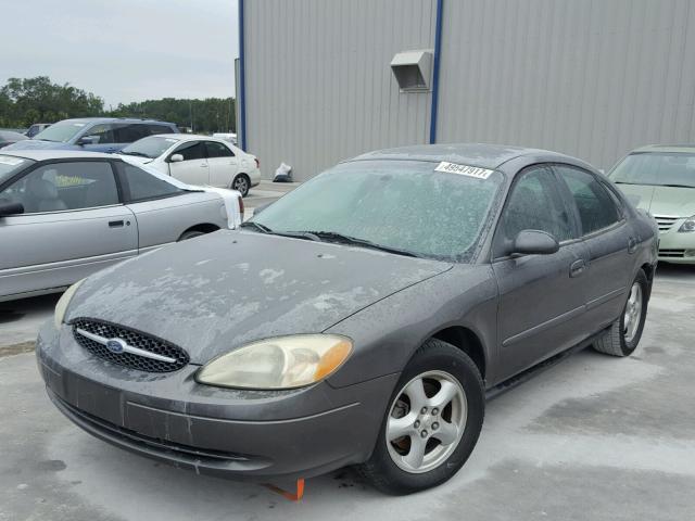 1FAFP53U22A242499 - 2002 FORD TAURUS SE GRAY photo 2