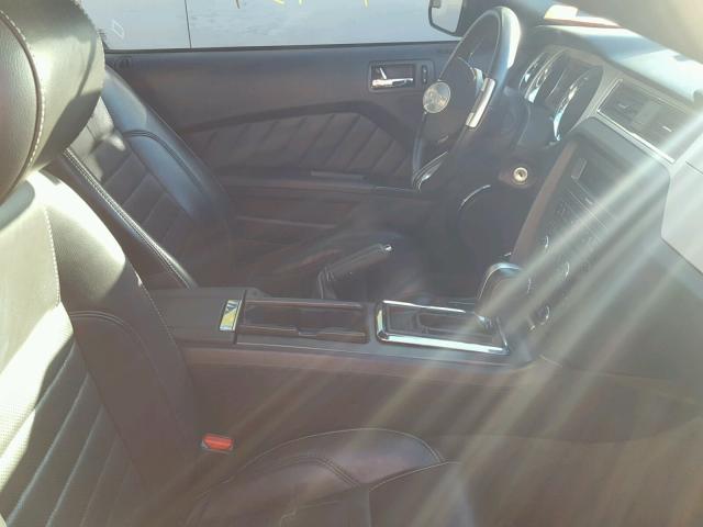 1ZVBP8AM8E5217890 - 2014 FORD MUSTANG BLACK photo 5