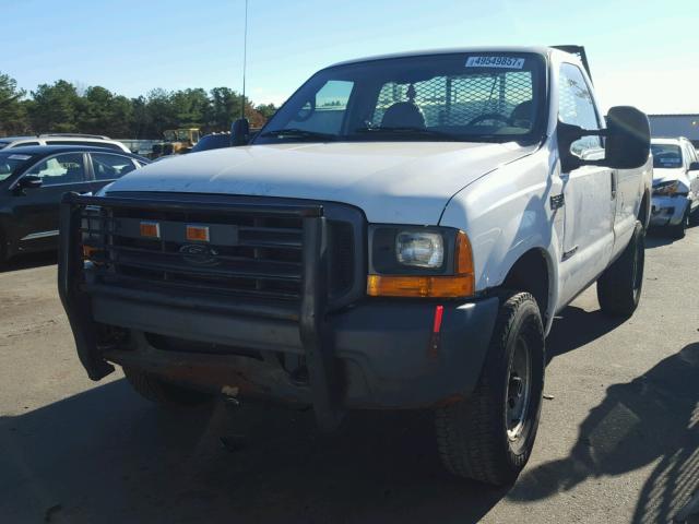 1FTNF21L3YED14989 - 2000 FORD F250 SUPER WHITE photo 2