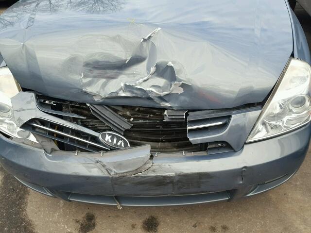 KNDMB233066053834 - 2006 KIA SEDONA EX GRAY photo 7