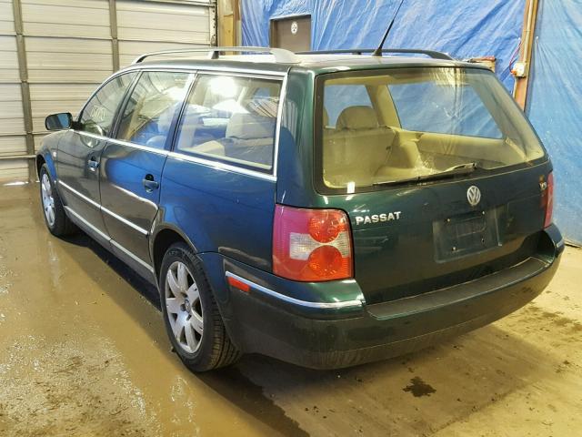 WVWWH63B02E425839 - 2002 VOLKSWAGEN PASSAT GLX GREEN photo 3