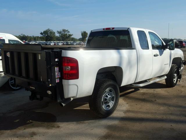 1GC2CVCG7DZ364942 - 2013 CHEVROLET SILVERADO WHITE photo 4