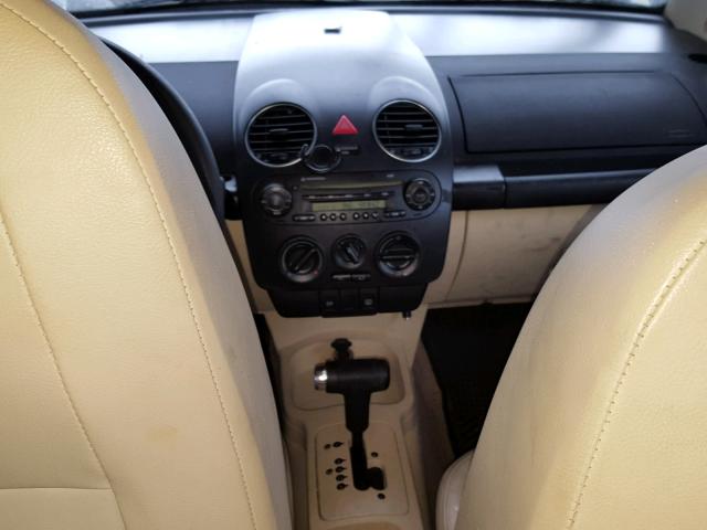 3VWEW31C87M518439 - 2007 VOLKSWAGEN NEW BEETLE 米色 照片 9