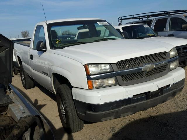 1GCHC24U04E274150 - 2004 CHEVROLET SILVERADO WHITE photo 1