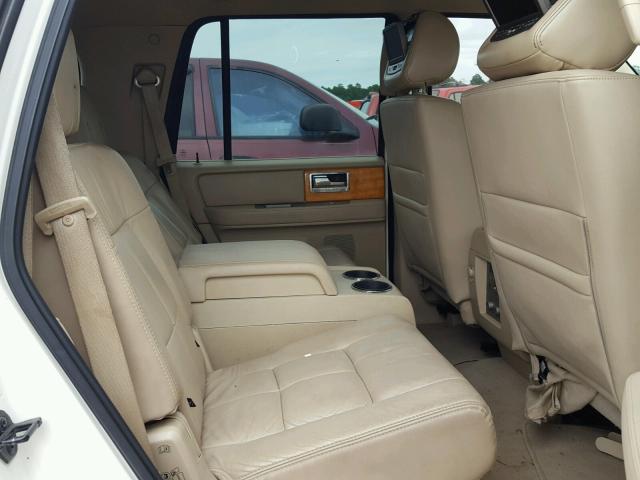 5LMFU27547LJ17352 - 2007 LINCOLN NAVIGATOR 白色 照片 6