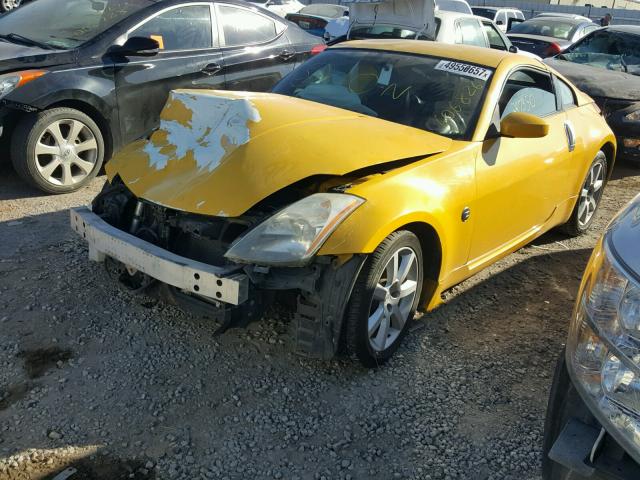 JN1AZ34D55M606826 - 2005 NISSAN 350Z COUPE YELLOW photo 2