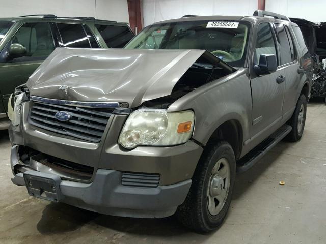 1FMEU62E56UA01101 - 2006 FORD EXPLORER X GREEN photo 2