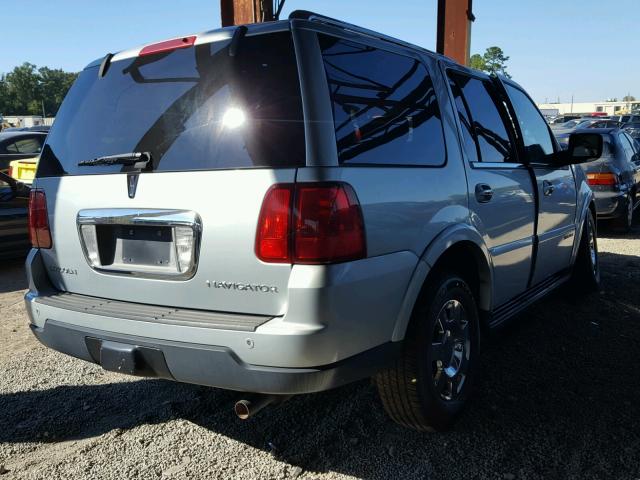 5LMFU275X5LJ10385 - 2005 LINCOLN NAVIGATOR 灰色 照片 4