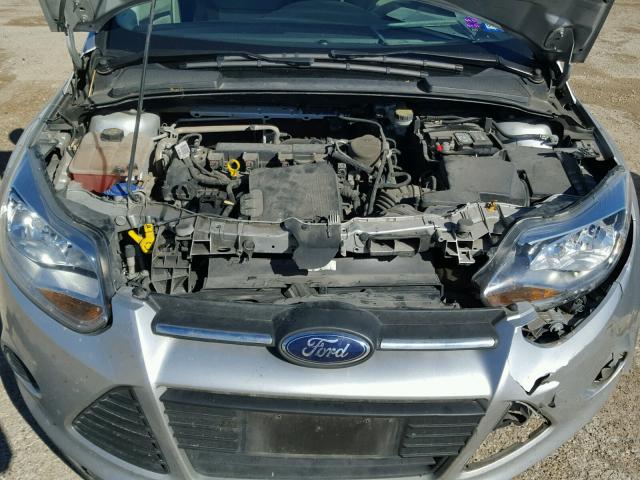 1FADP3K22EL183913 - 2014 FORD FOCUS SE SILVER photo 7