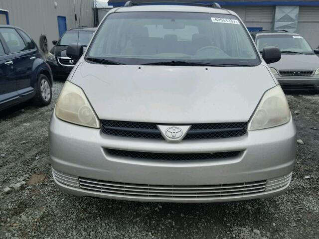 5TDZA23C85S285993 - 2005 TOYOTA SIENNA CE SILVER photo 9