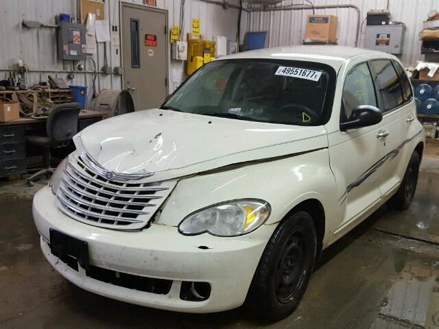 3A4FY58B27T583734 - 2007 CHRYSLER PT CRUISER WHITE photo 2