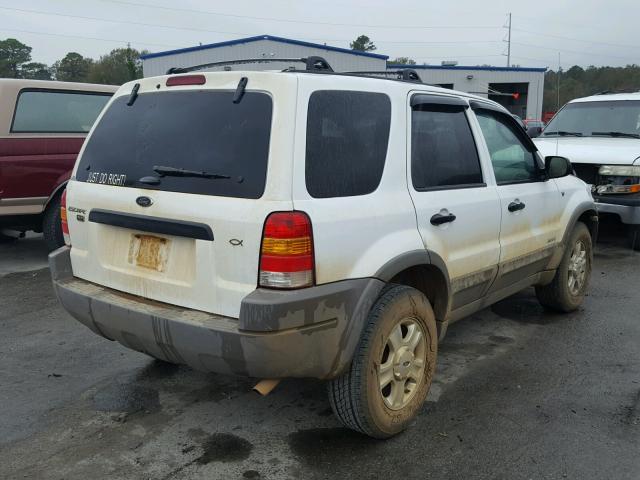 1FMYU03102KD01219 - 2002 FORD ESCAPE XLT WHITE photo 4