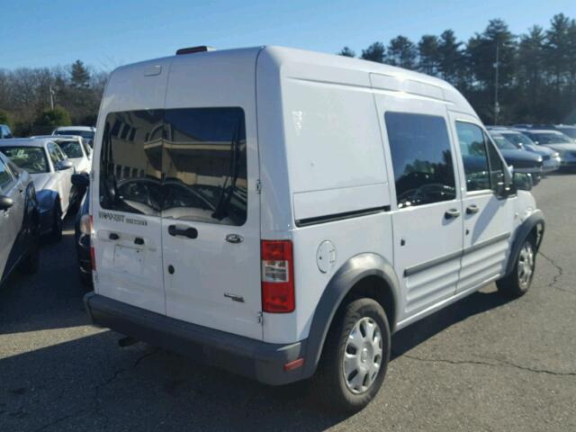 NM0LS6AN8DT138018 - 2013 FORD TRANSIT CO WHITE photo 4