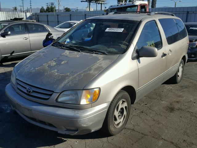 4T3ZF13C61U375308 - 2001 TOYOTA SIENNA LE BEIGE photo 2