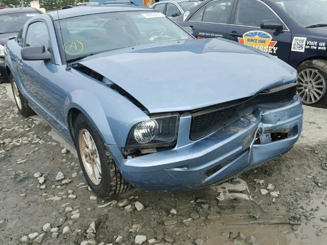 1ZVHT80N685115685 - 2008 FORD MUSTANG BLUE photo 1