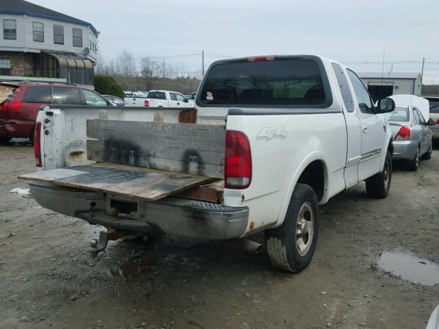 1FTRX18L3YNA86832 - 2000 FORD F150 WHITE photo 4