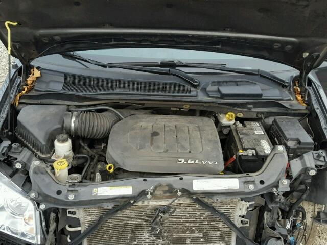 2D4RN5DG8BR671988 - 2011 DODGE GRAND CARA GRAY photo 7