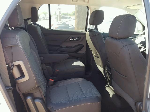 1GNERGKW2JJ205280 - 2018 CHEVROLET TRAVERSE L WHITE photo 6