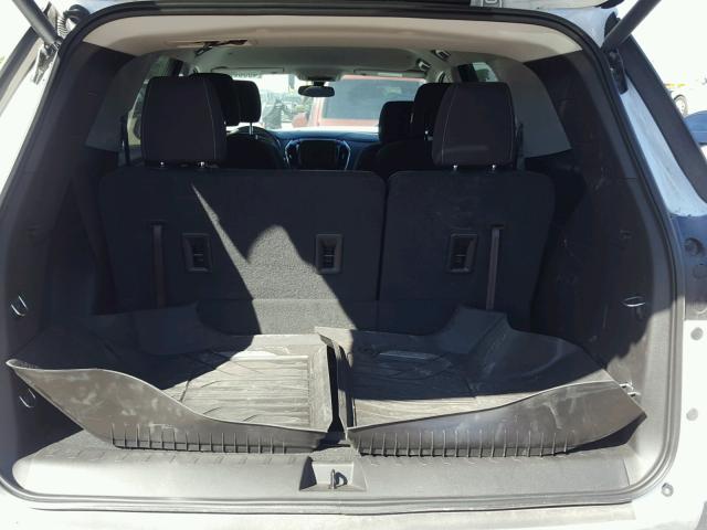 1GNERGKW2JJ205280 - 2018 CHEVROLET TRAVERSE L WHITE photo 9