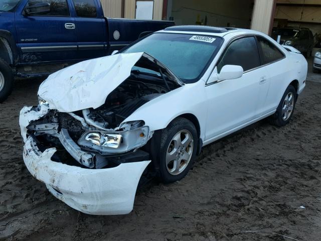 1HGCG2251YA040916 - 2000 HONDA ACCORD EX WHITE photo 2