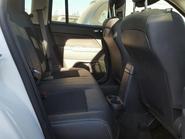 1C4NJCBA1HD185528 - 2017 JEEP COMPASS SP WHITE photo 6