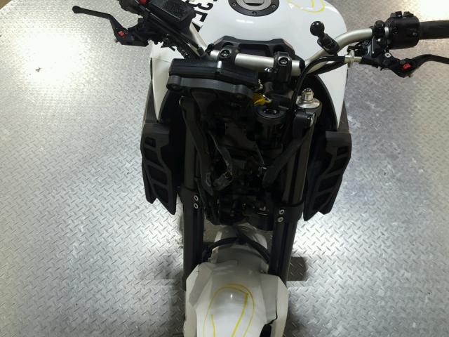 JYARN53E3HA001464 - 2017 YAMAHA FZ09 WHITE photo 15